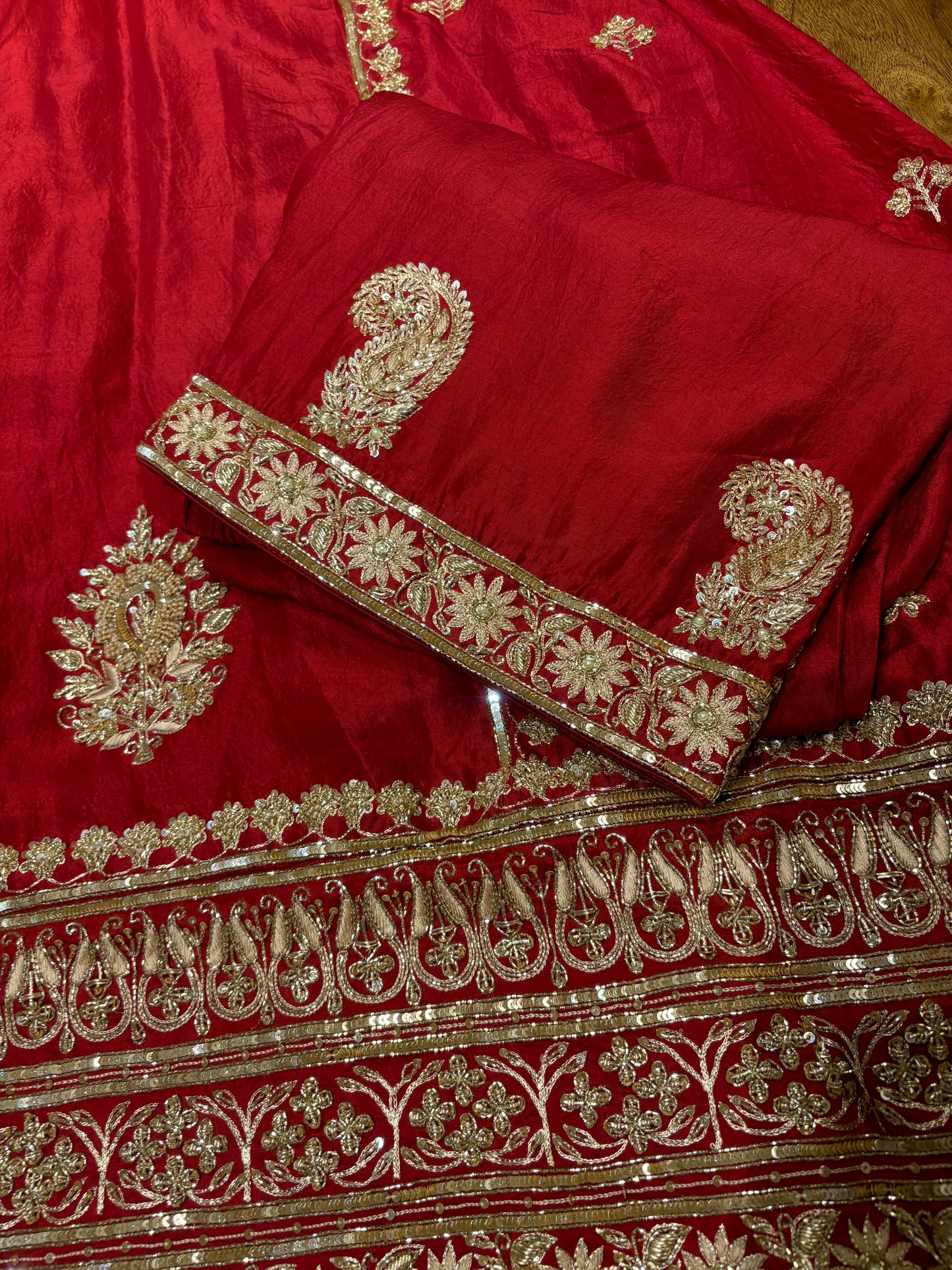 Red Zardozi Choga