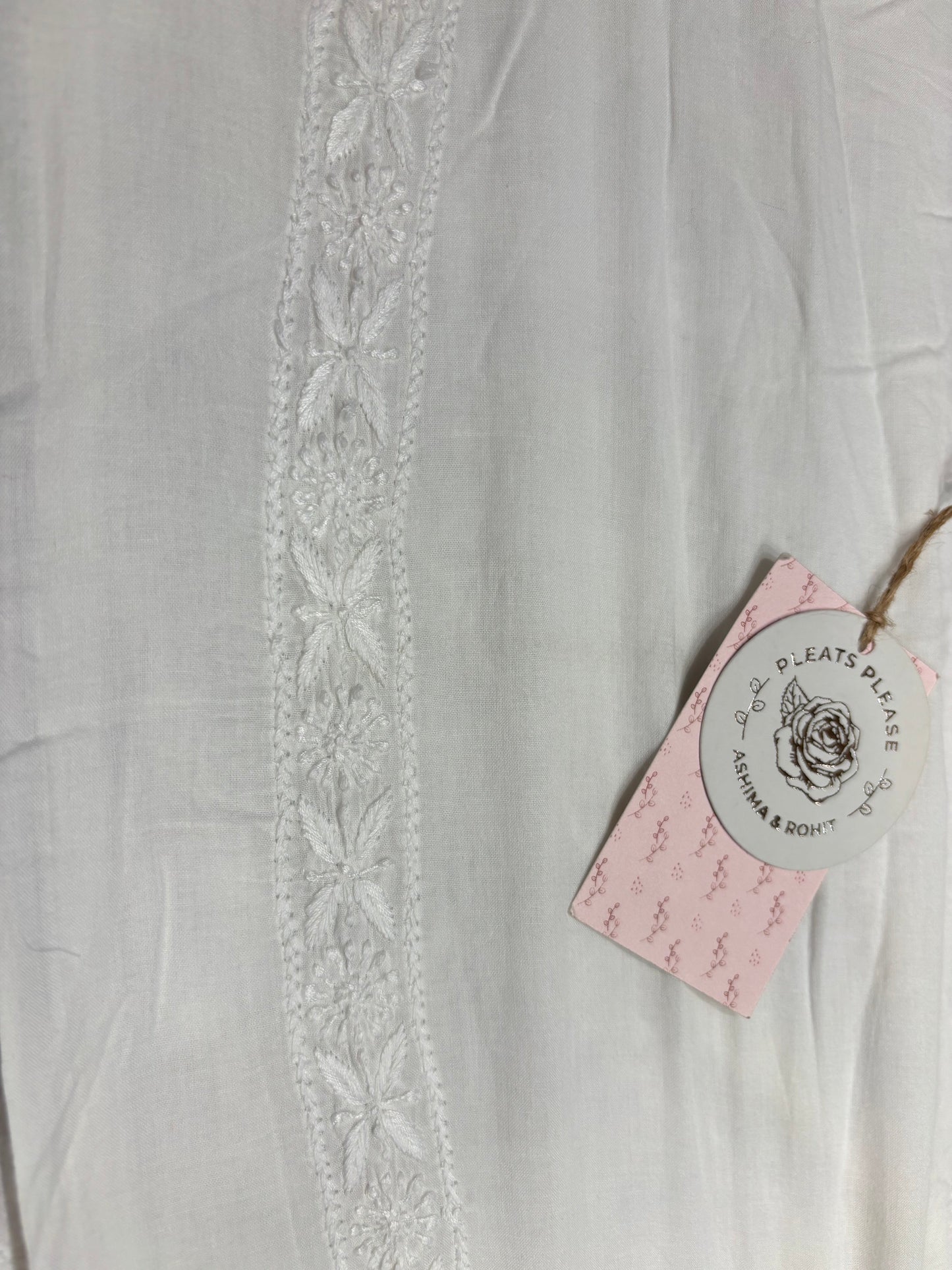 White Mul Chikankari Men’s Kurta
