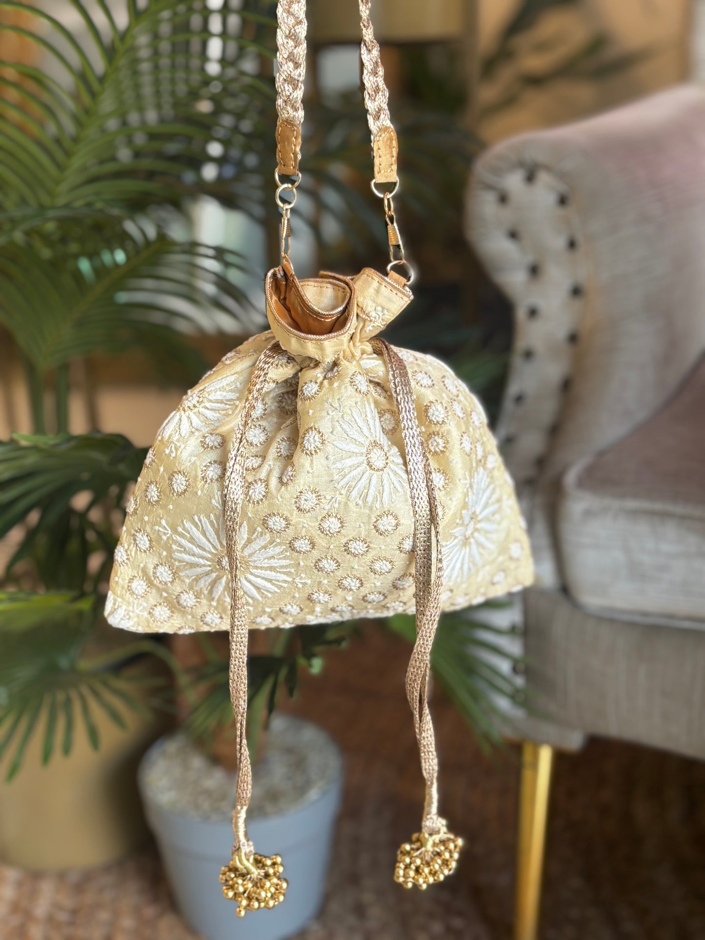Lemon Silk  Chikankari Potli