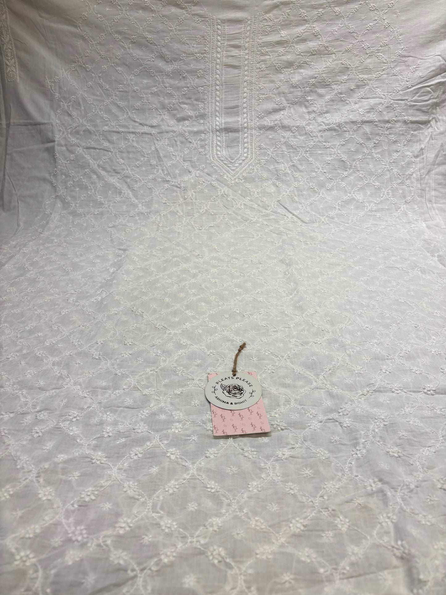 White Mul Chikankari Men’s Kurta
