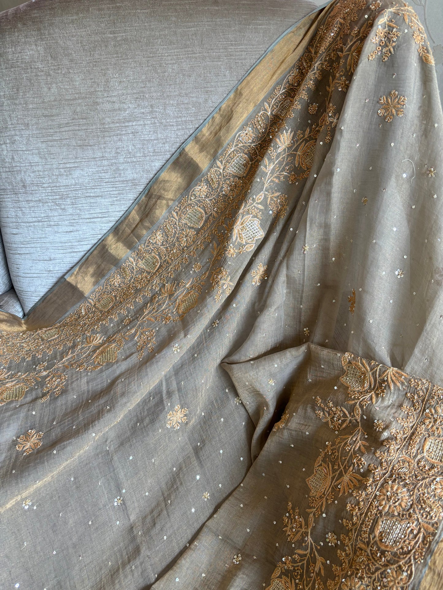 Sandrift Green Pure And Premium Tissue Chikankari Saree And Blouse